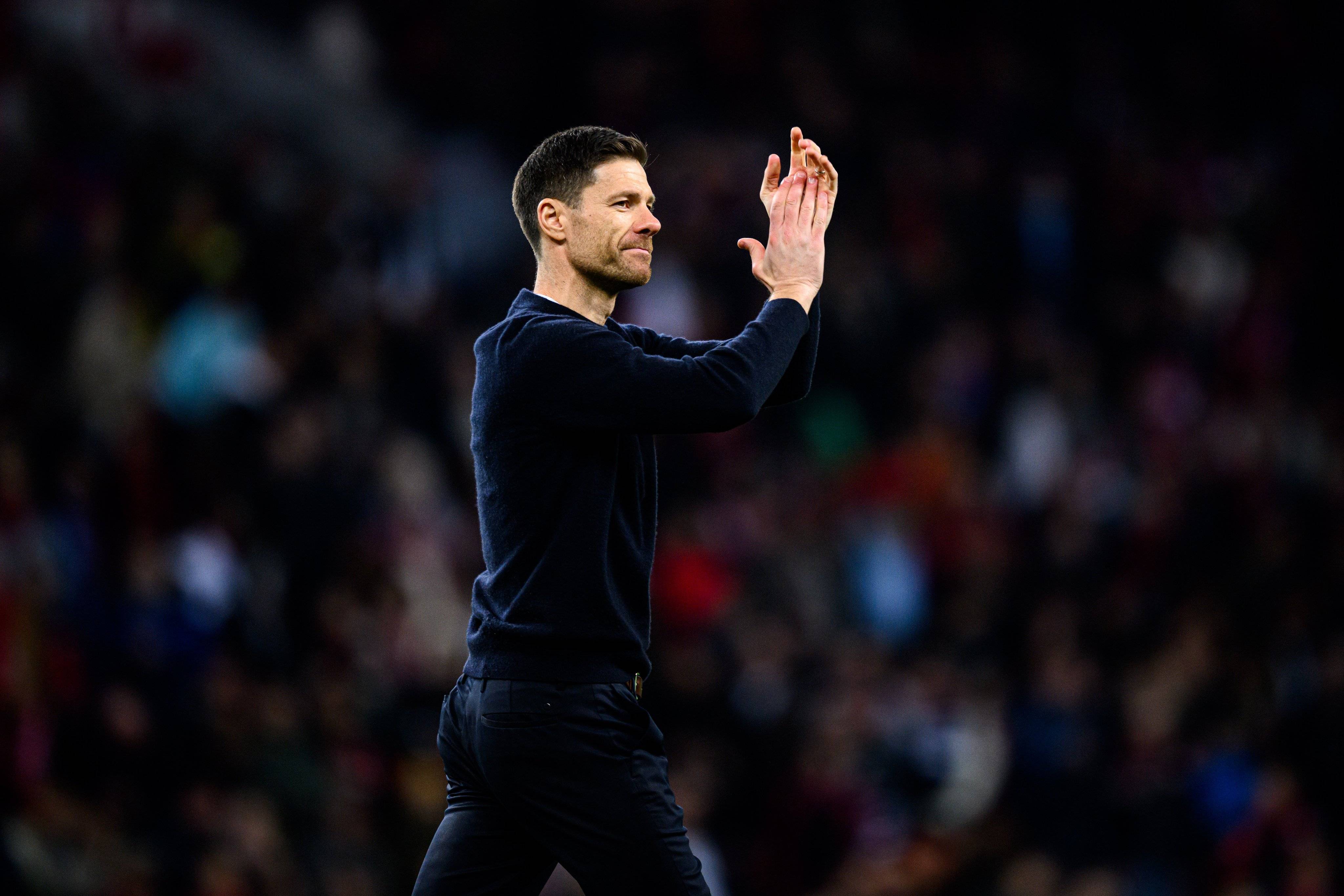 关于勒沃库森中场表现不佳，或将遭遇换帅风波的信息