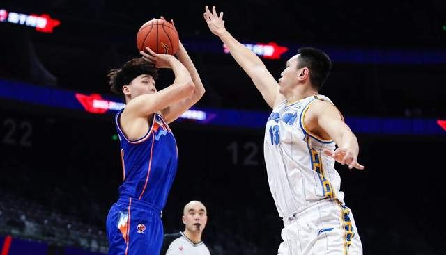 包含宁波能源主场惨败，遭遇积分榜波动的词条