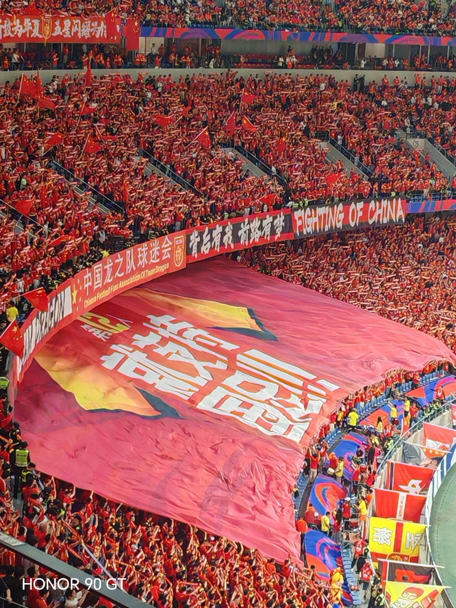 包含世界杯资格赛：中国队晋级背后的拼搏的词条