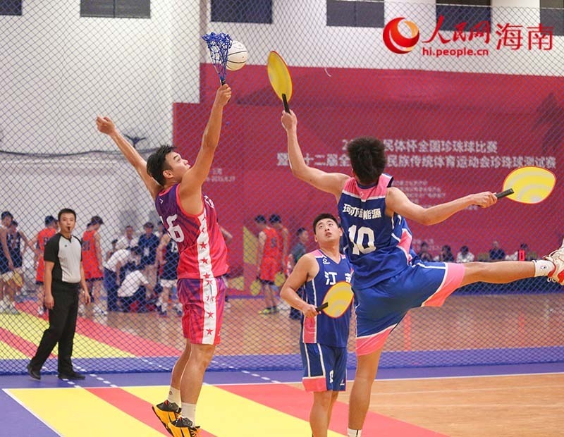 阿姆斯特丹队在激烈比拼中击败布鲁塞尔队 阿姆斯特丹队在激烈比拼中击败布鲁塞尔队