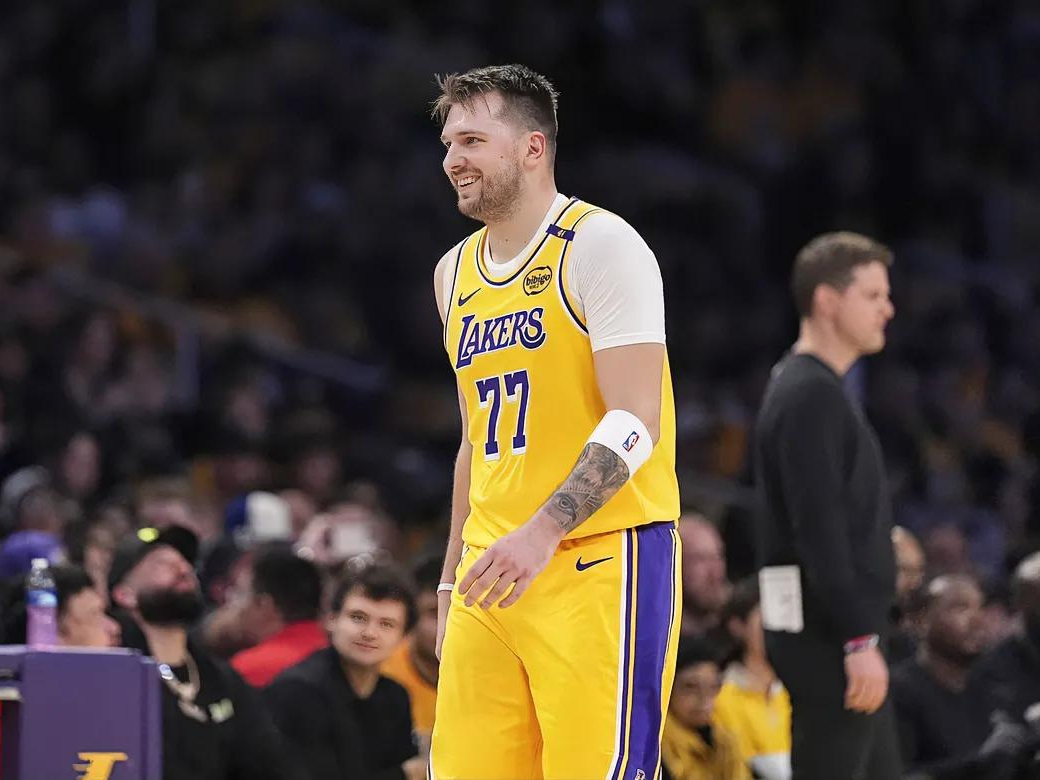 兰斯主场大捷,连胜走势稳定 兰斯主场大捷,连胜走势稳定