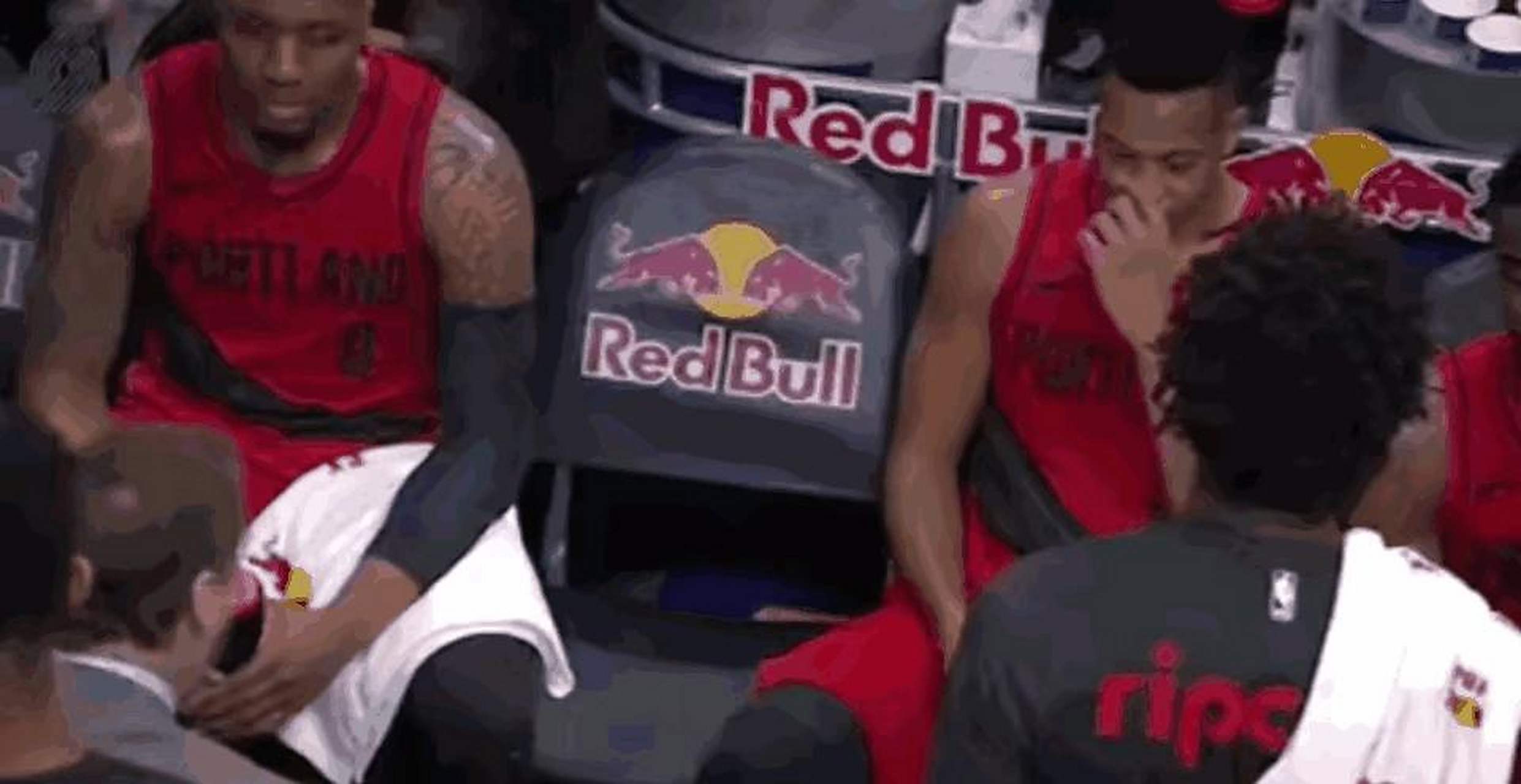 开拓者后场发挥不佳，输球原因曝光的简单介绍