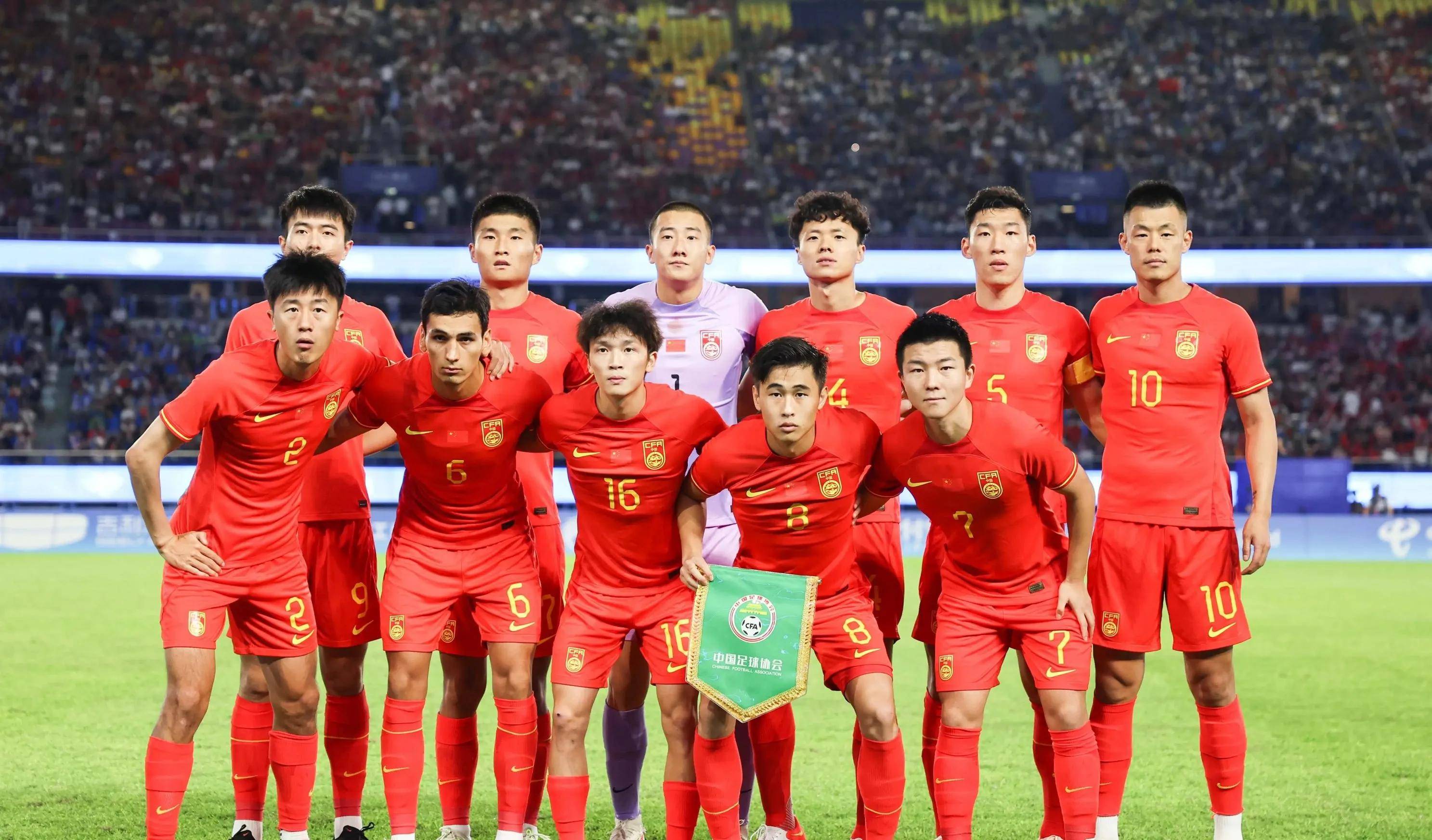 中国足球公开赛第一轮比赛精彩纷呈