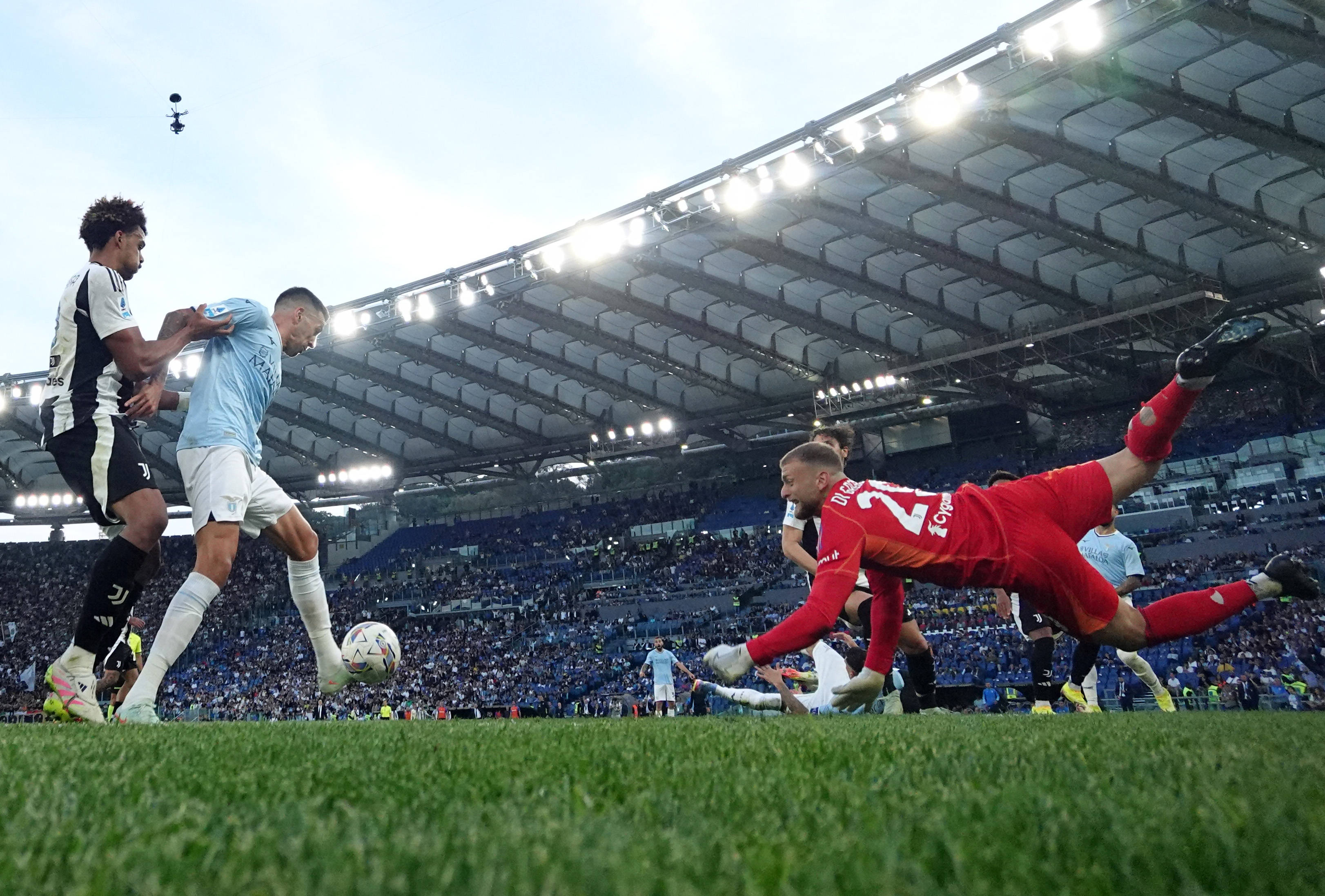 曼城战平尤文图斯，惊险-战平