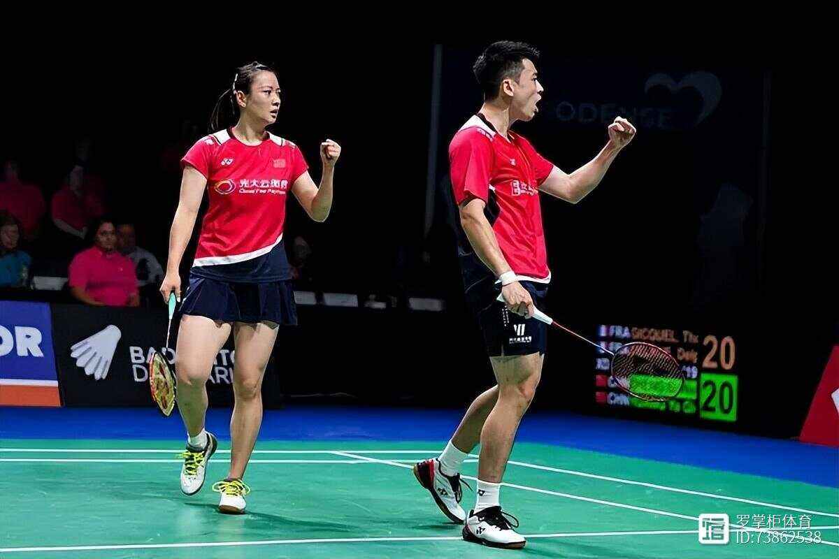 俄罗斯击剑名将再立功勋，横扫对手