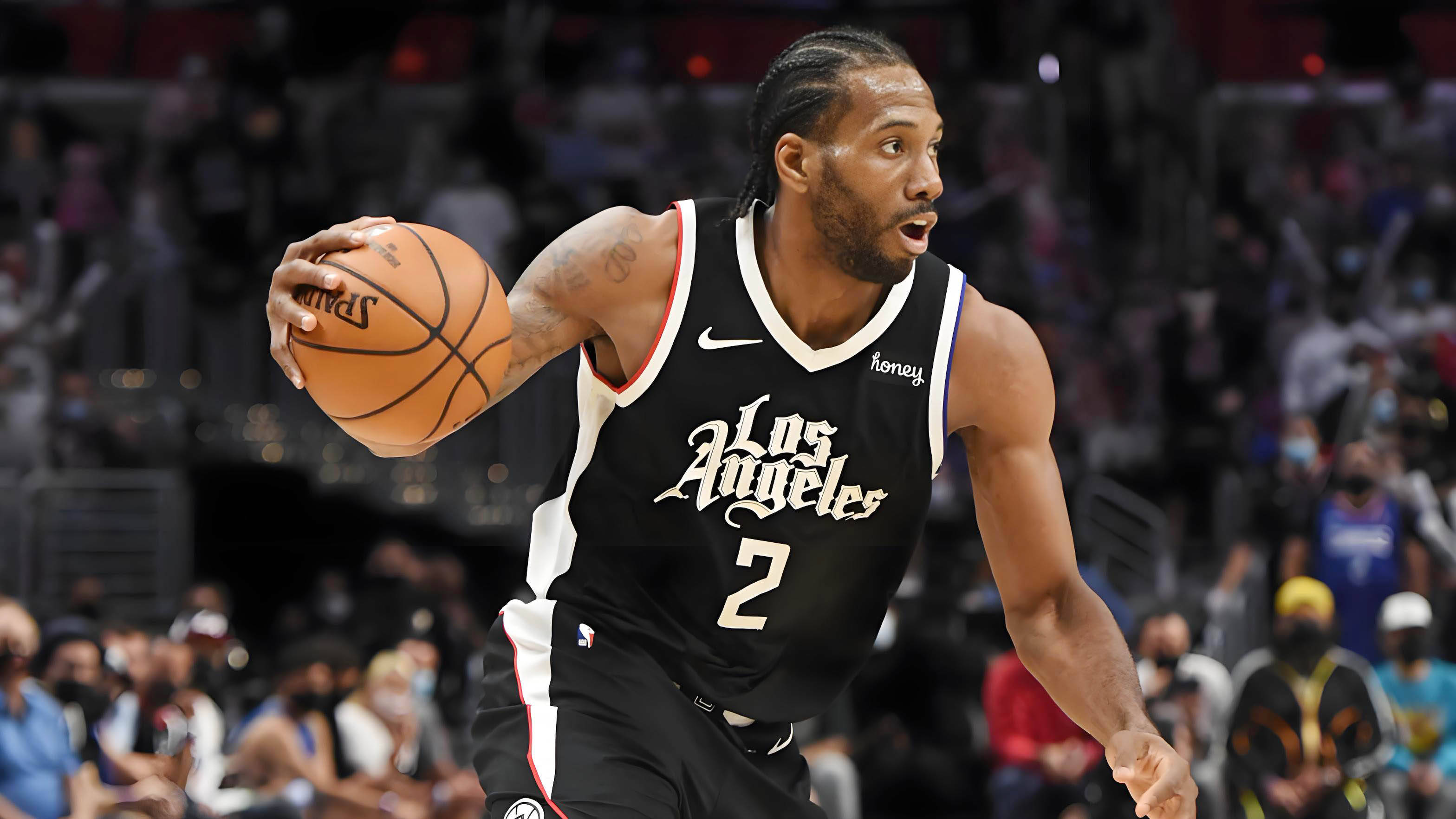 快船继续大胜老鹰,取得四连胜 快船继续大胜老鹰,取得四连胜