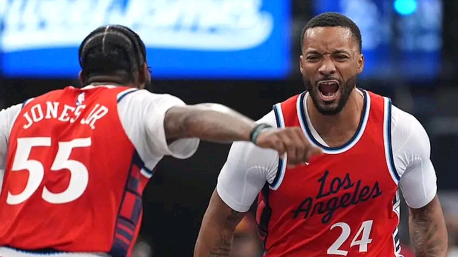 快船大胜公牛，乔治砍下37分的简单介绍