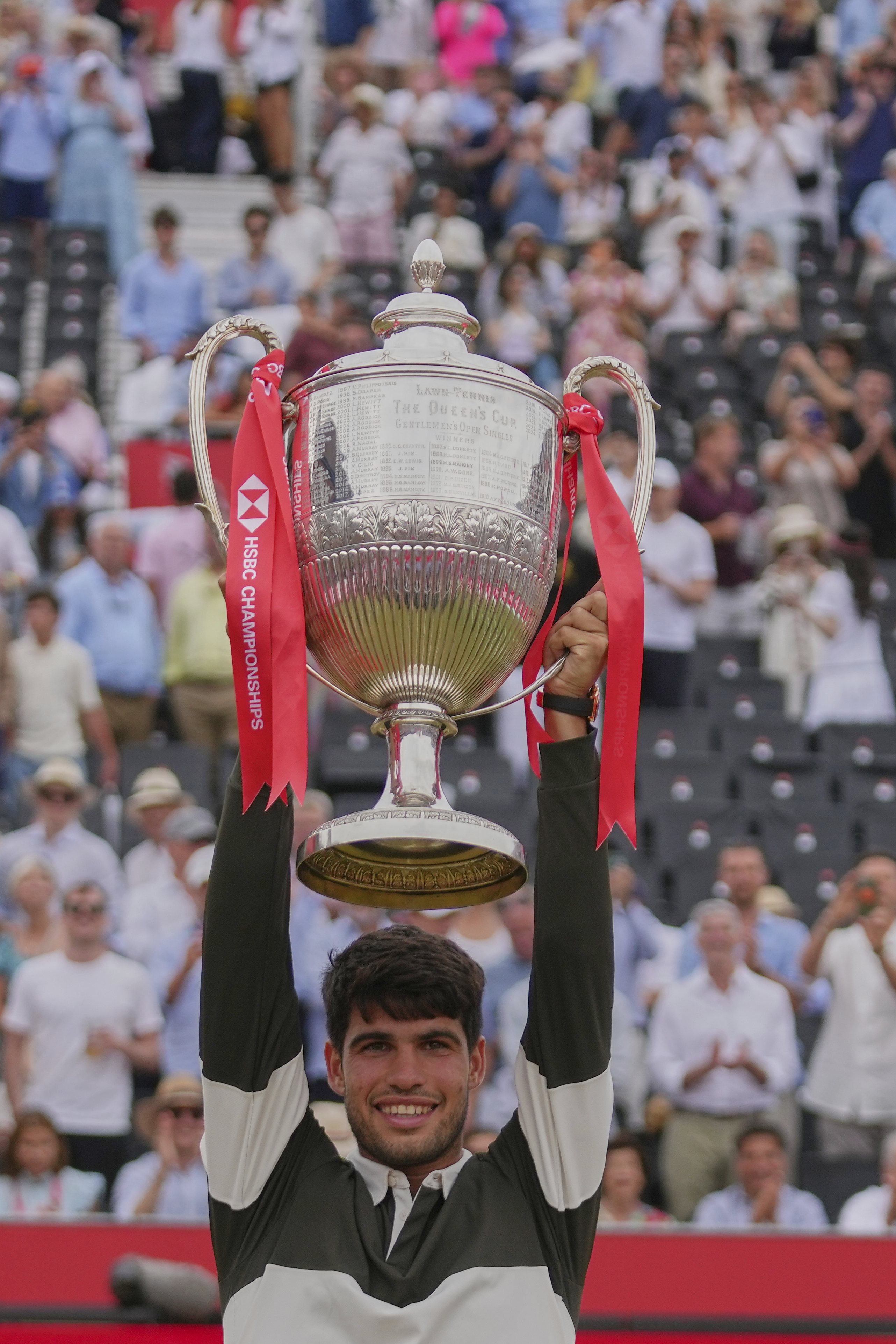 日本网球队鏖战世界网球队，阿尔卡拉斯关键制胜的简单介绍