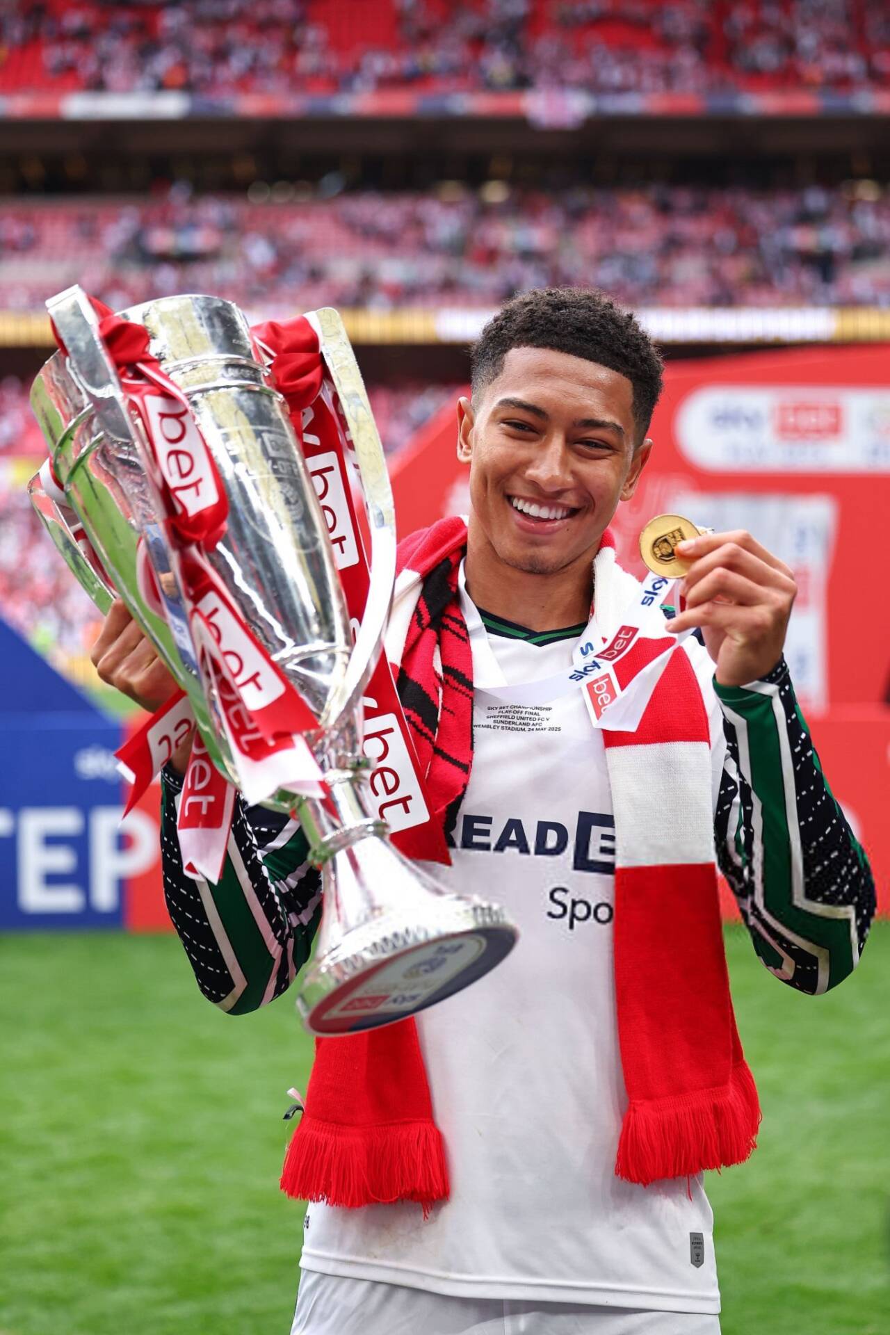 法国碾压摩洛哥，贝林厄姆状态火热