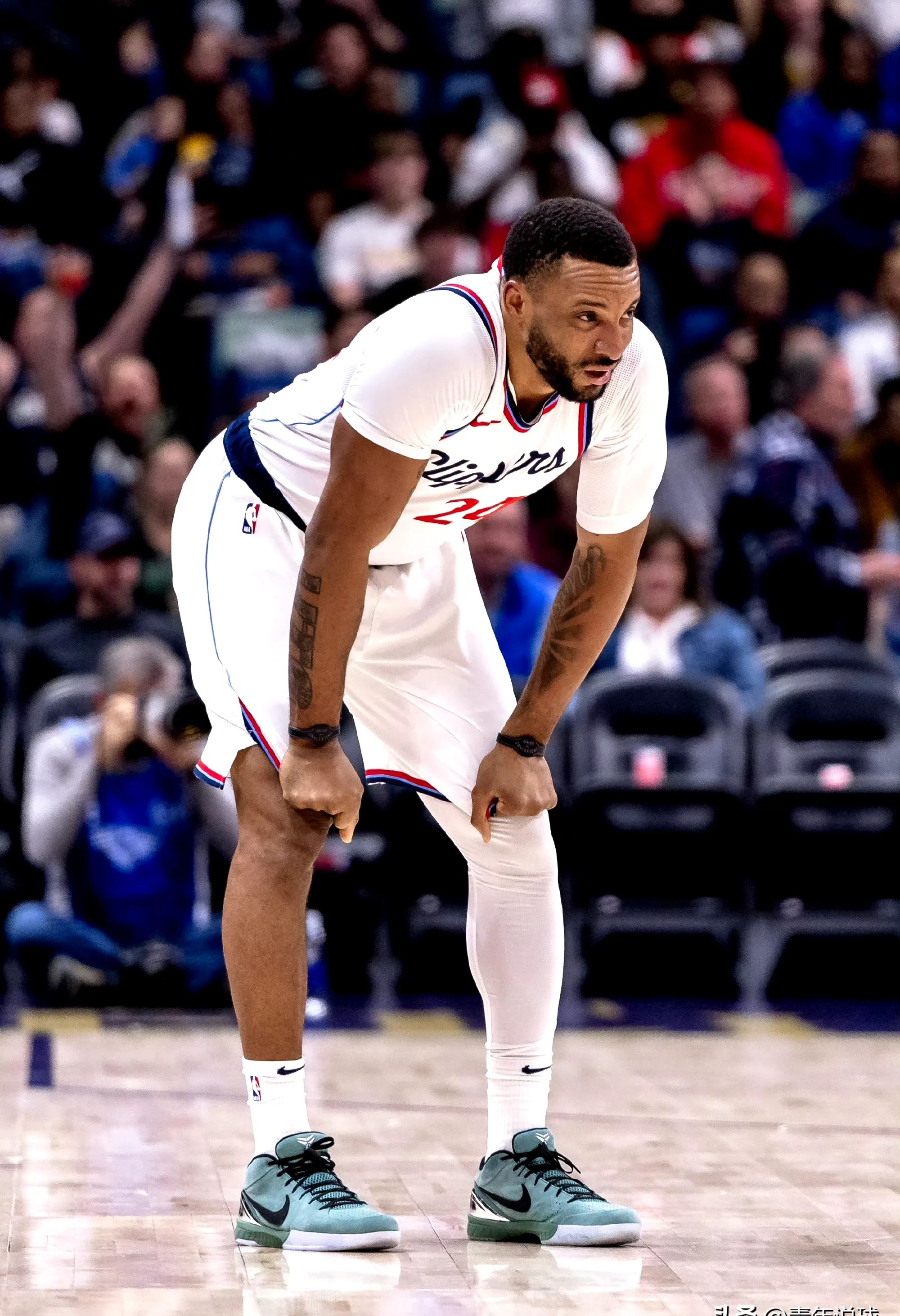 猛龙绝杀上海队，伦纳德扛起全队