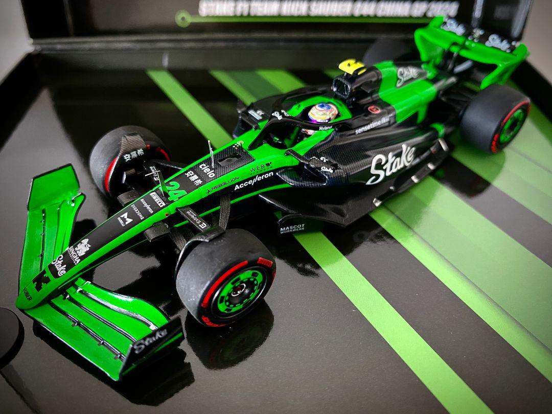 阿斯顿马丁横扫梅赛德斯，周冠宇惊艳四座