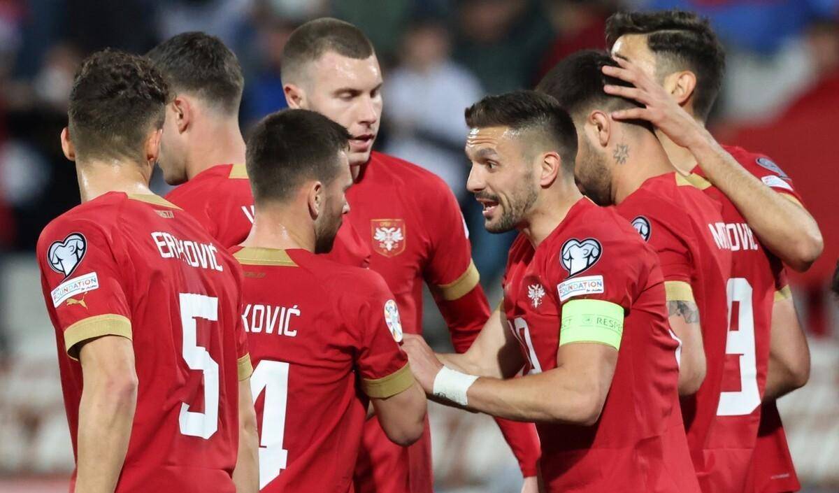 纽伦堡队长受伤下场,球队实力大打折扣 纽伦堡队长受伤下场,球队实力大打折扣