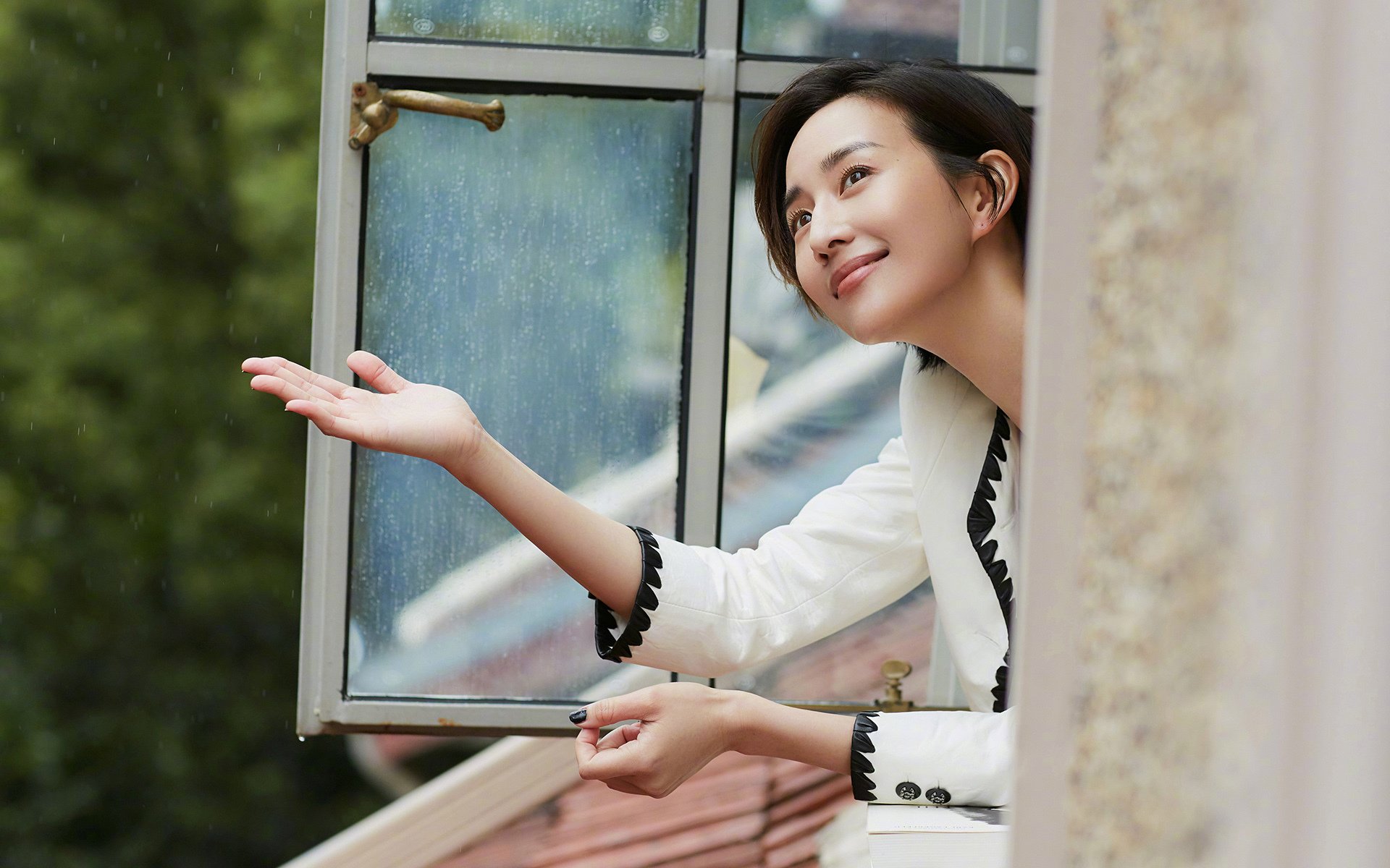 体育智慧无国界，从德甲争冠战到中国男篮单节制胜尤文