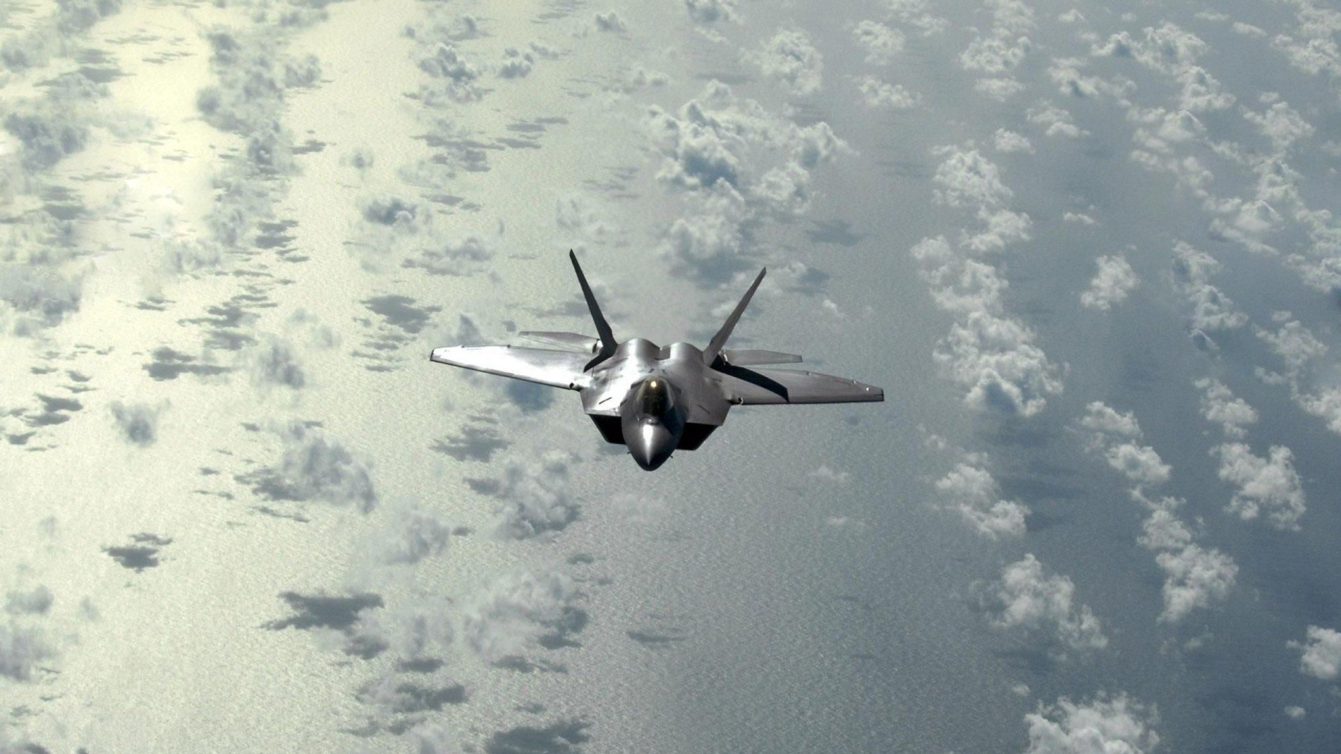 赛道与赛场，当绝杀与接管成为对抗偶然性的锋利刃