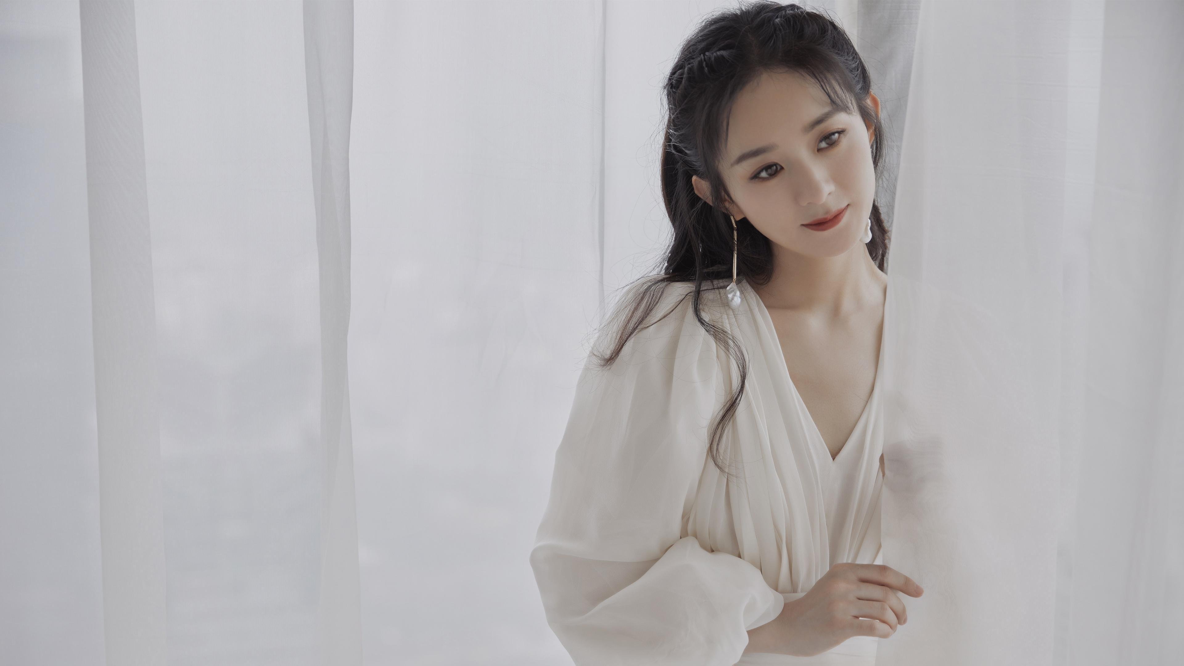 亚洲箭头刺破银河,孤独王座上的姆巴佩,足球的终极答案不在个人英雄主义