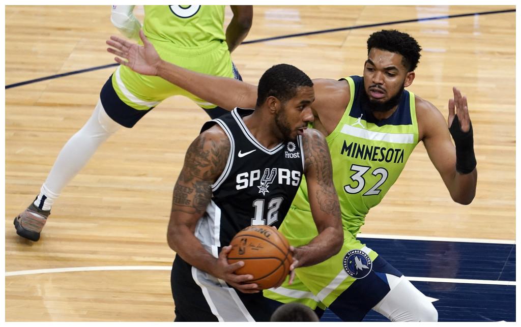 76人全面压制森林狼，德罗赞在英超争冠接管比赛