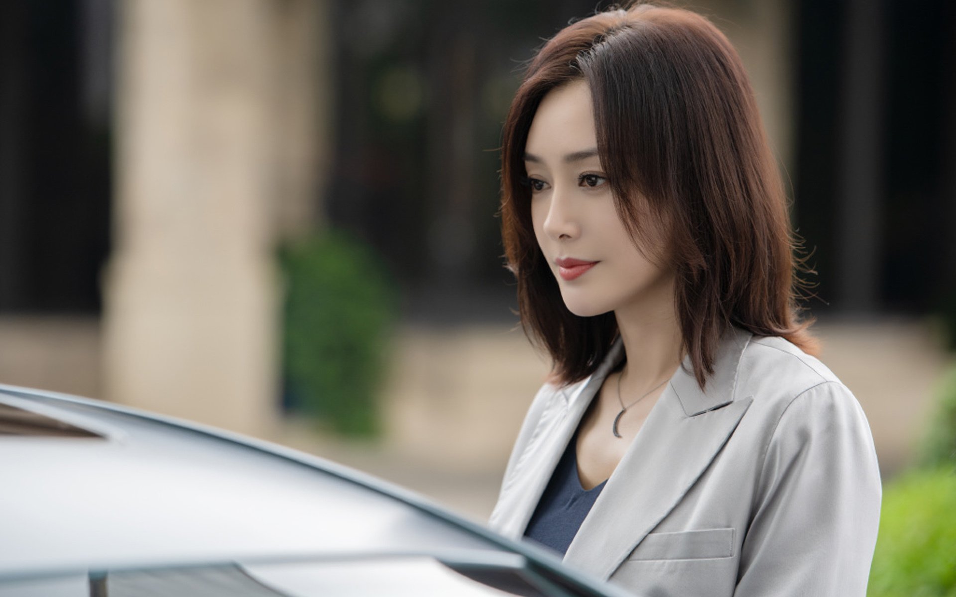 尼克斯团队火力全开压制掘金，字母哥末节统治攻防成关键先生