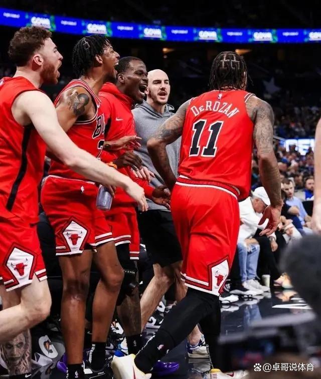 活塞对阵山西队，德罗赞点燃赛场